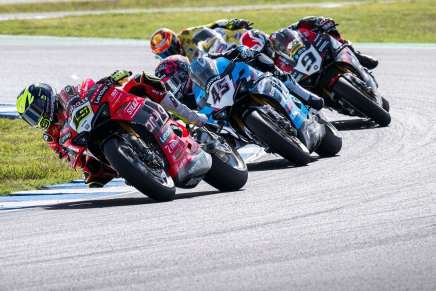 Bautista davanti a Redding (Ducati)