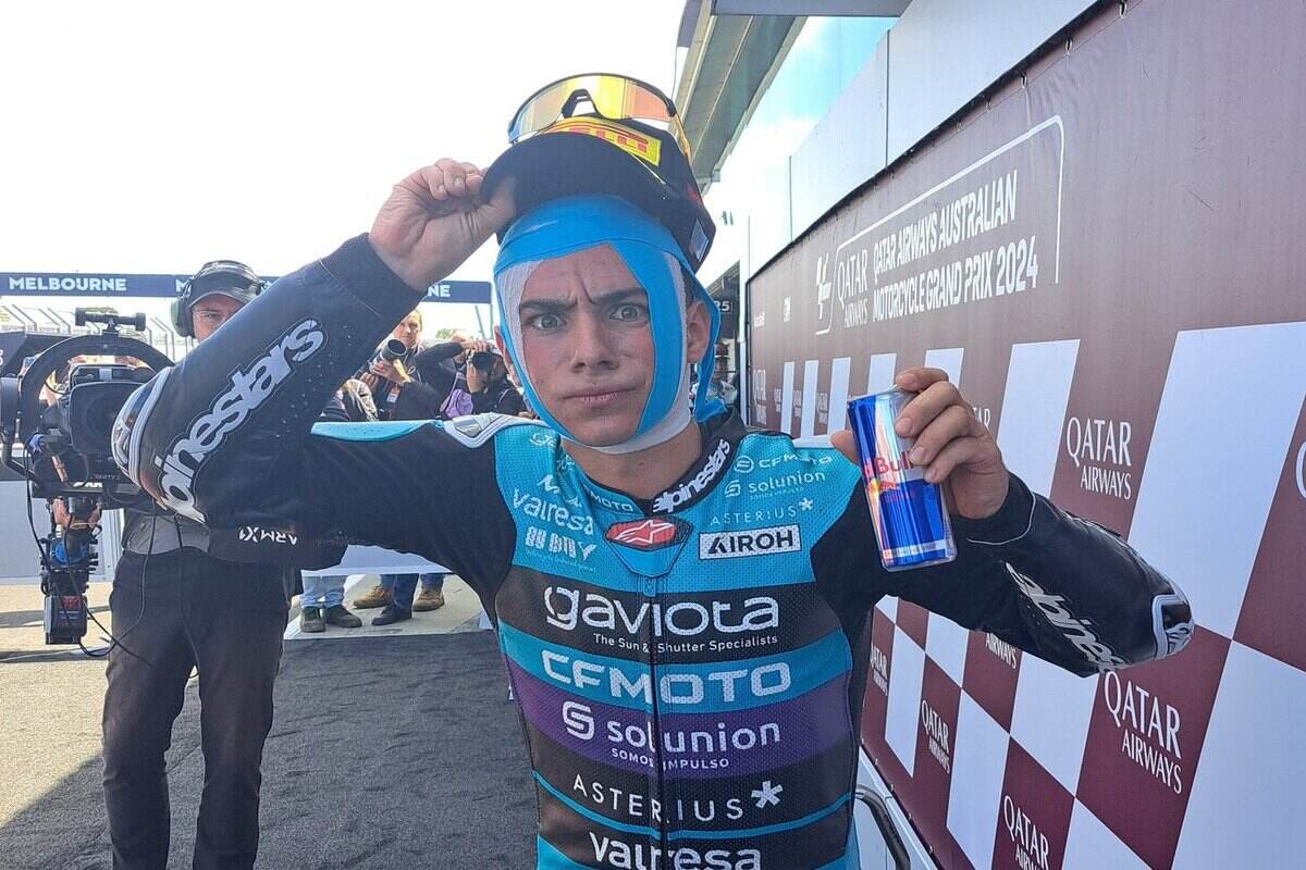 David Alonso esulta per la vittoria in Australia