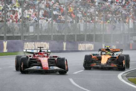 F1 GP Australia 2025, Melbourne: Charles Leclerc (Scuderia Ferrari) e Lando Norris (McLaren F1 Team) - Foto: Getty Images