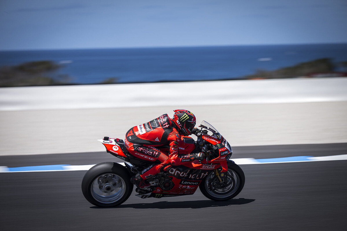 Bulega nei test di Phillip Island 2025