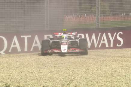 F1 GP Australia 2025, Melbourne: l'incidente di Oliver Bearman (Haas) nelle FP3 - Foto: Twitter @F1