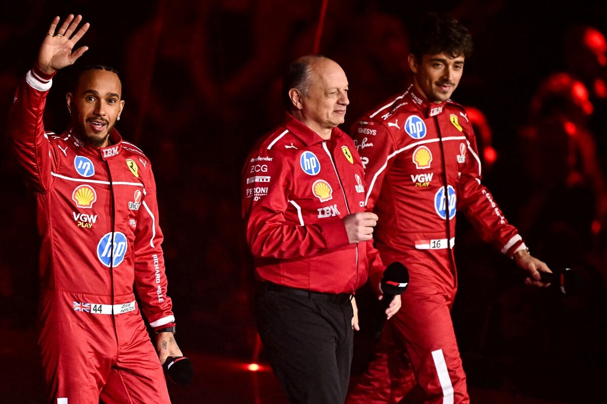 Hamilton, Leclerc e Vasseur