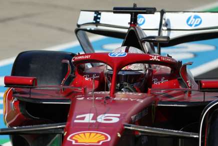Leclerc (Ferrari) in Cina