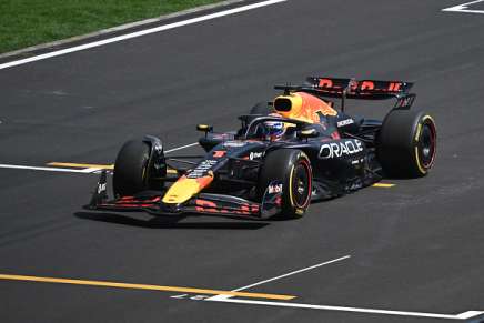 Verstappen (Red Bull) in Cina