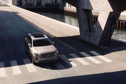 La nuova Volvo XC90 in strada