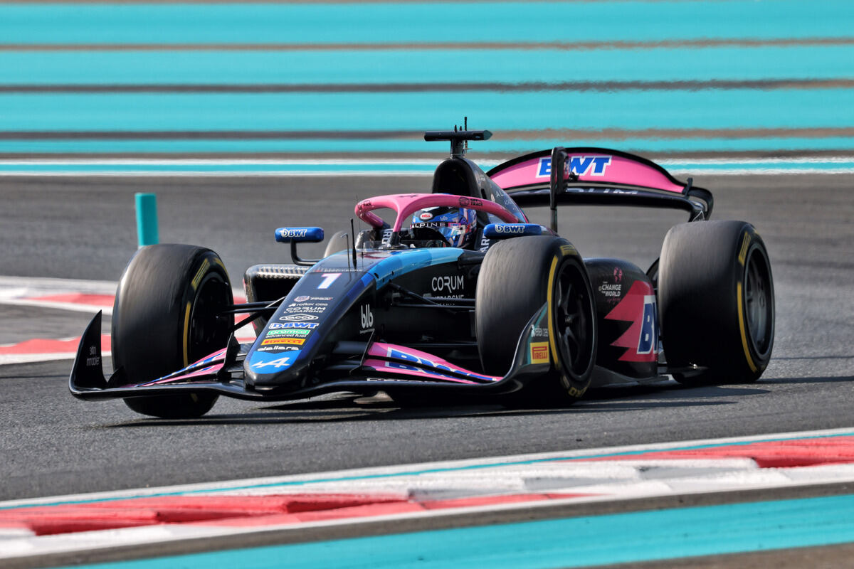 Victor Martins nelle prove di Abu Dhabi 2024